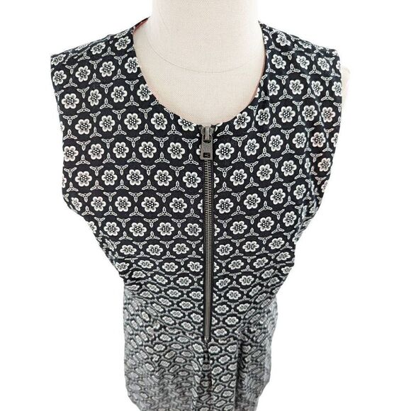 Marck New York Women's Fully Lined Front Zip Fit and Flare Dress Size 8 - Picture 5 of 14